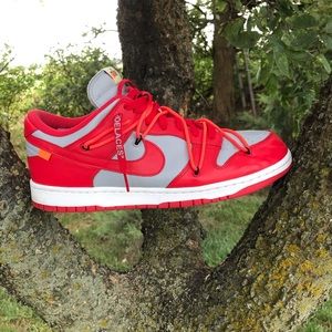 Off-White dunk“University red”